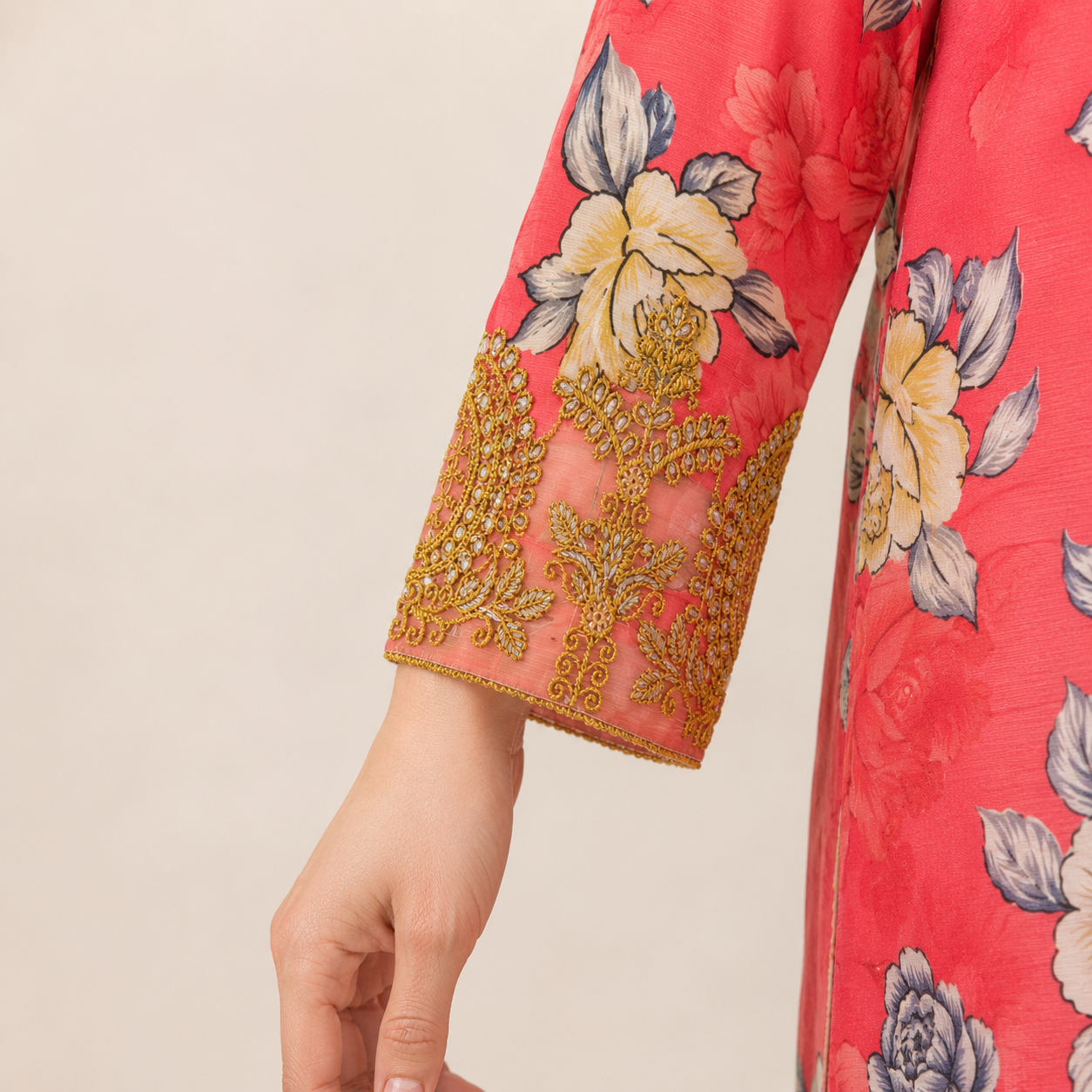 oral Rose Gold Embroidered 2-Piece Kameez Trouser Set